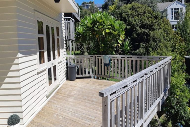 Photo of property in 78 Townsend Road, Miramar, Wellington, 6022