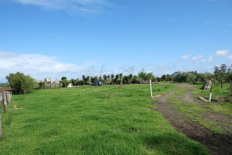 Photo of property in 27 Matarau Road, Awanui, 0483