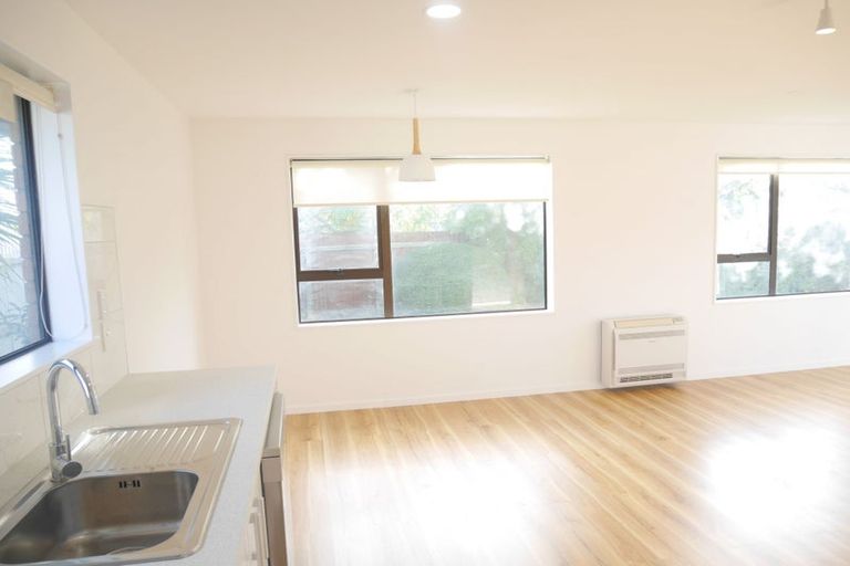 Photo of property in 2/99 Randolph Street, Woolston, Christchurch, 8062