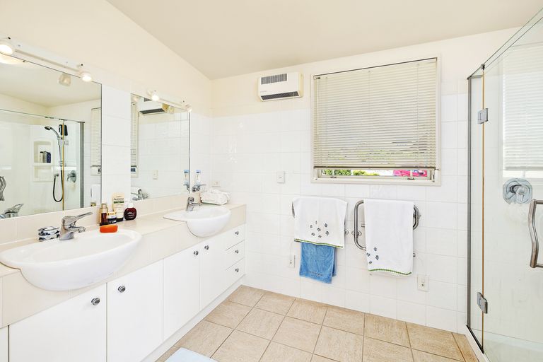 Photo of property in 54 Riverview Road, Kerikeri, 0230