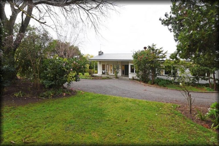 Photo of property in 40 Avondale Road, Taradale, Napier, 4112