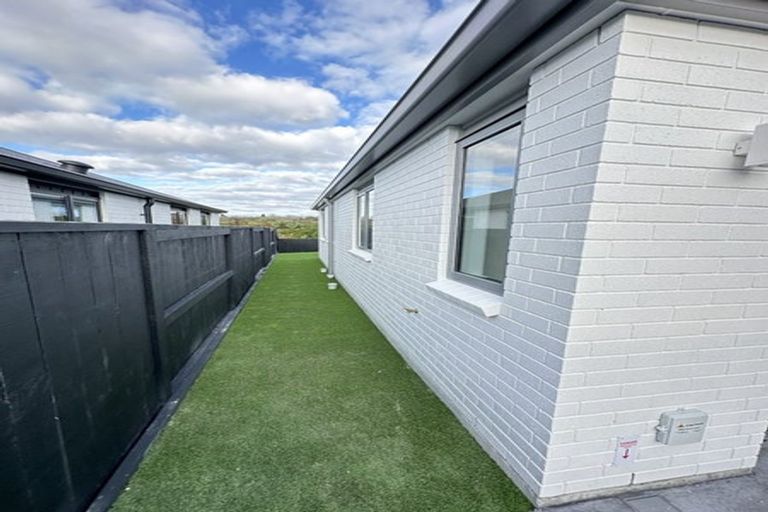 Photo of property in 49 Huriana Crescent, Te Puke, 3119