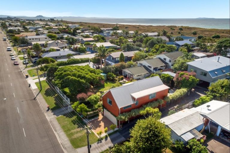 Photo of property in 99a Simpson Road, Papamoa Beach, Papamoa, 3118
