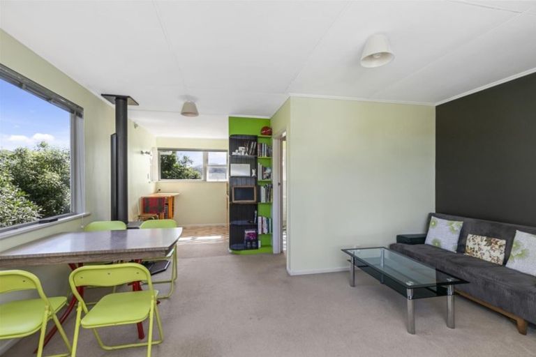 Photo of property in 3a Summit Road, Fairfield, Lower Hutt, 5011