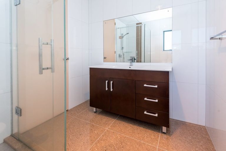 Photo of property in 18 Nedlands Place, Burswood, Auckland, 2013