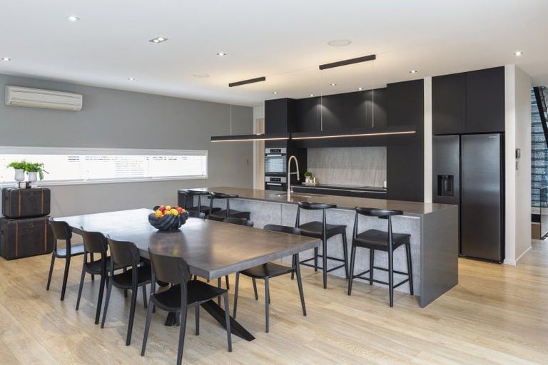 Photo of property in 20 Queens Avenue, Merivale, Christchurch, 8014