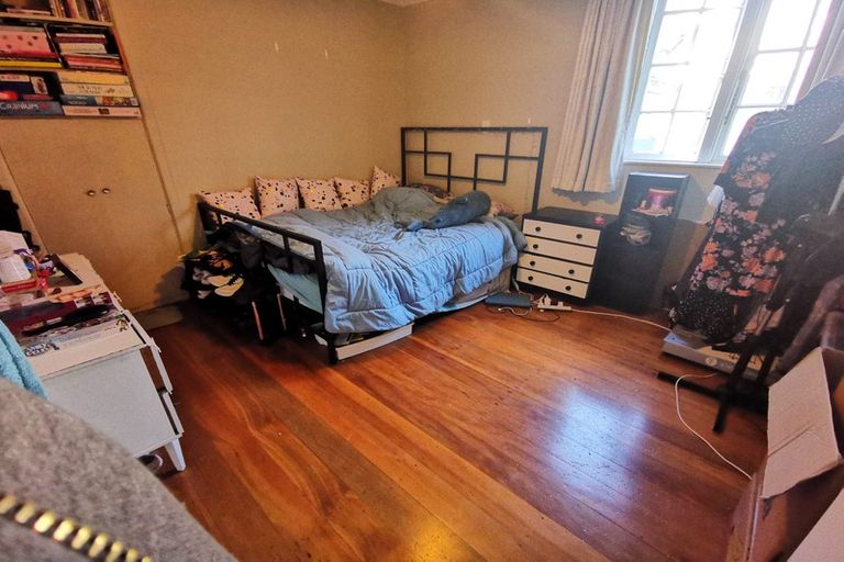 Photo of property in 1/17 Clifton Terrace, Kelburn, Wellington, 6012