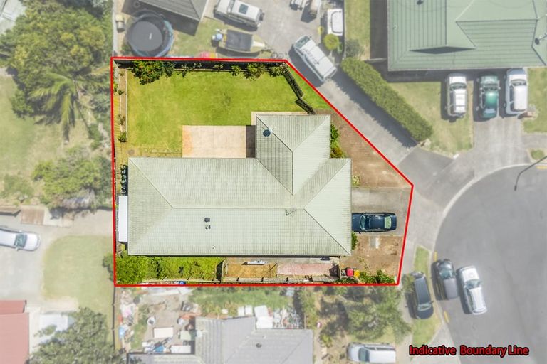 Photo of property in 22 Matilda Place, Weymouth, Auckland, 2103