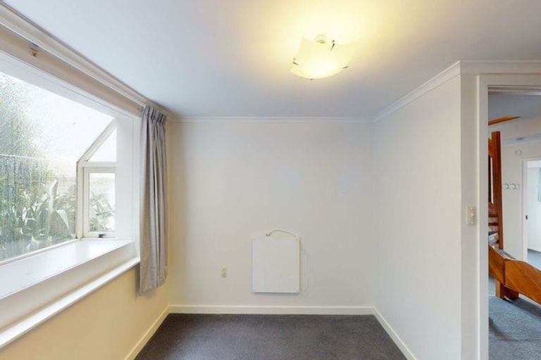 Photo of property in 91 Black Rock Road, Newlands, Wellington, 6037