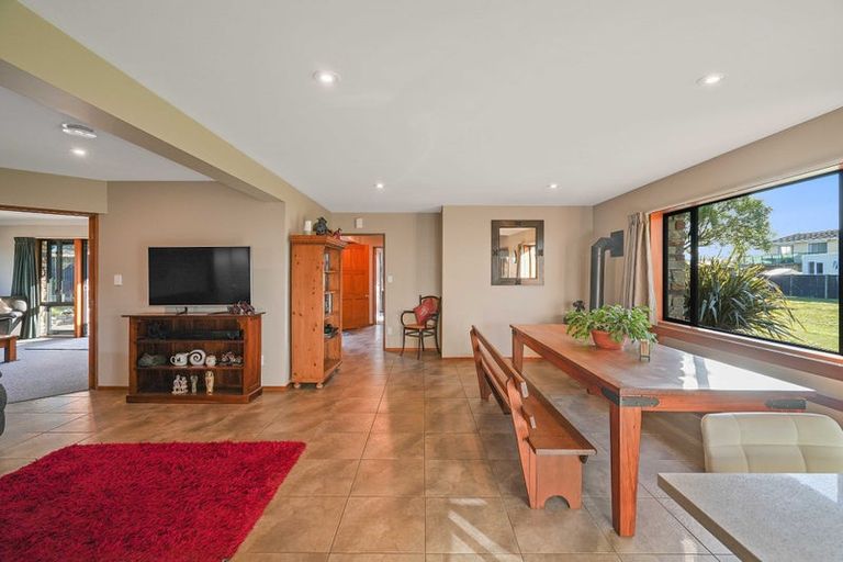Photo of property in 4 Chamberlain Lane, Rangiora, 7400