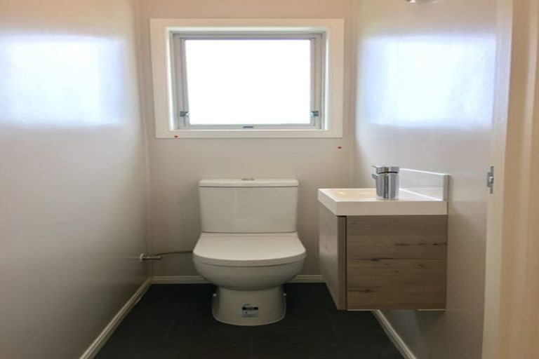 Photo of property in 23 Polandson Place, Opaheke, Papakura, 2113