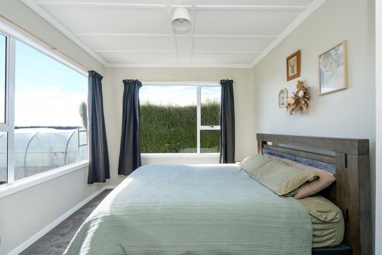 Photo of property in 460 Tiwai Road, Awarua Plains, Invercargill, 9877