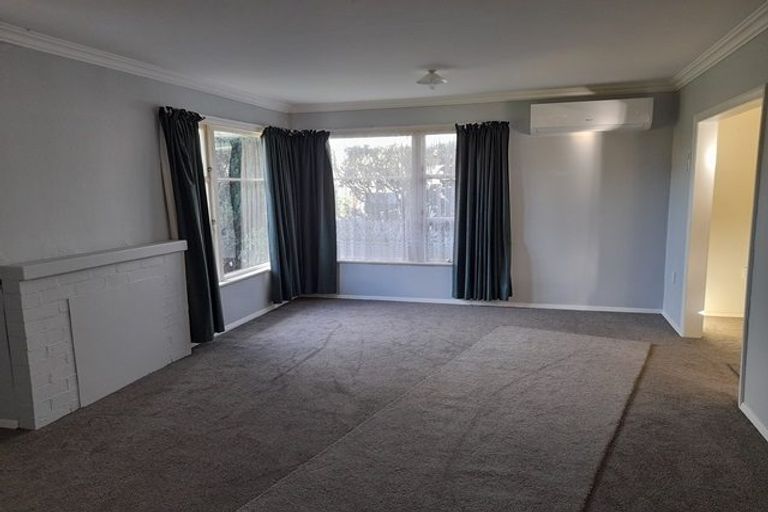 Photo of property in 90 Wood Street, Takaro, Palmerston North, 4410