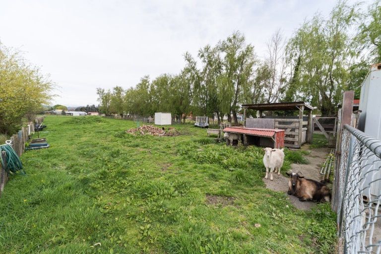 Photo of property in 32 Pioneer Highway, Awapuni, Palmerston North, 4412