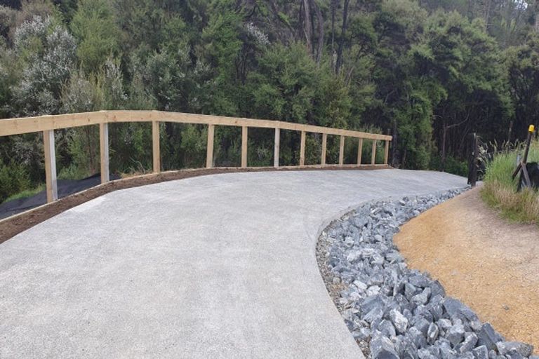 Photo of property in 26 Mudgeways Road, Massey, Auckland, 0614