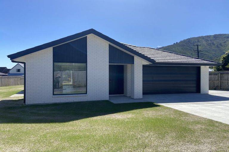 Photo of property in 211b Waikawa Road, Waikawa, Picton, 7220
