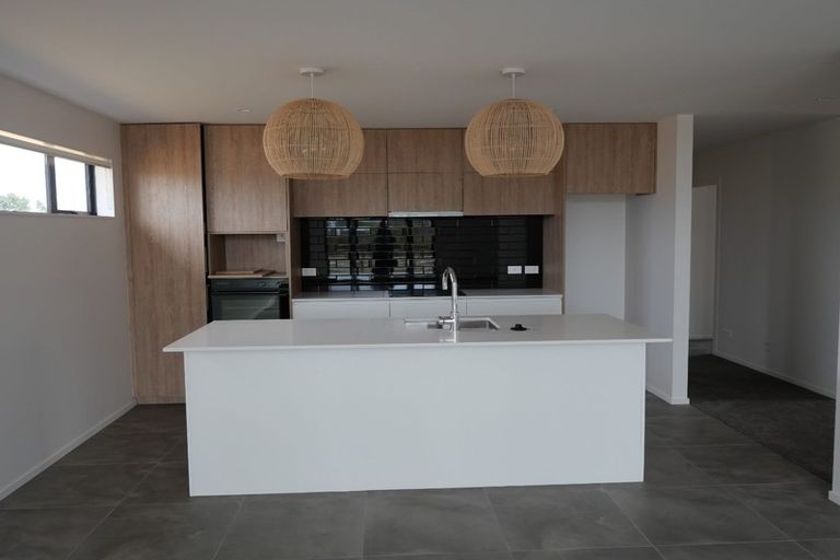 Photo of property in 11 Wheriko Avenue, Glenbrook, Waiuku, 2681