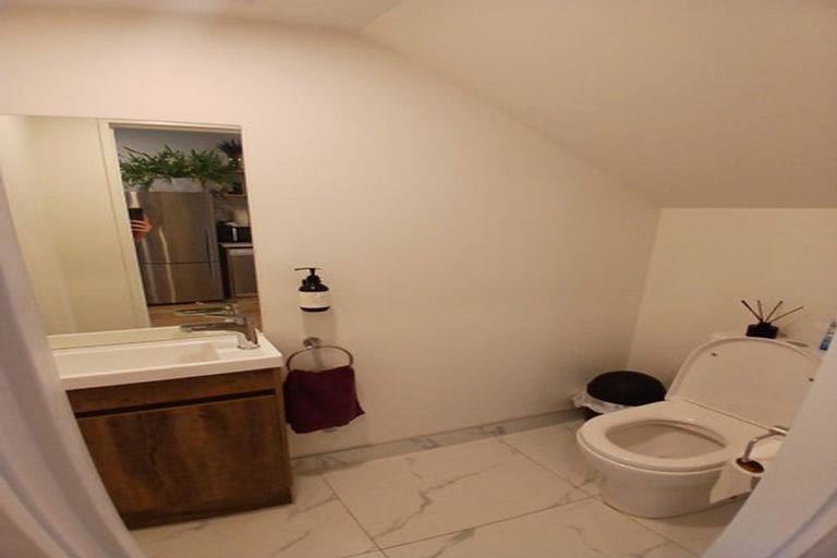 Photo of property in 5/17 Woodford Avenue, Henderson, Auckland, 0610