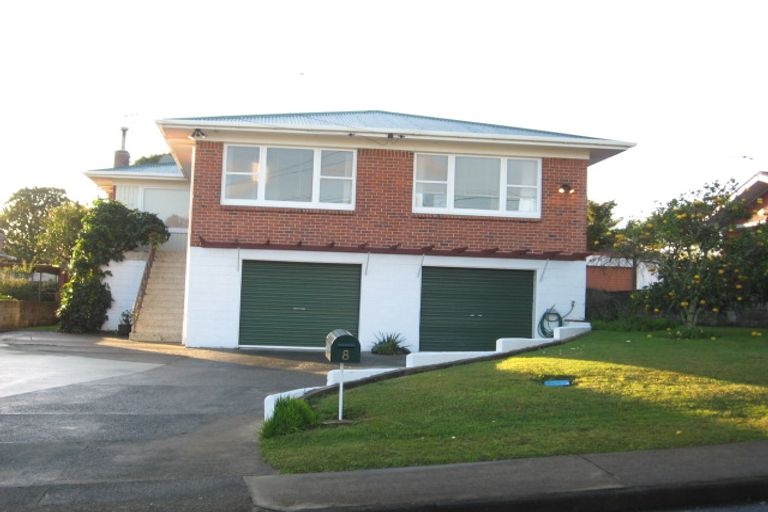 Photo of property in 8 Tomlinson Street, Hillpark, Auckland, 2102