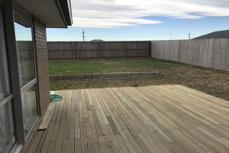 Photo of property in 23 Bethany Road, Rolleston, 7614