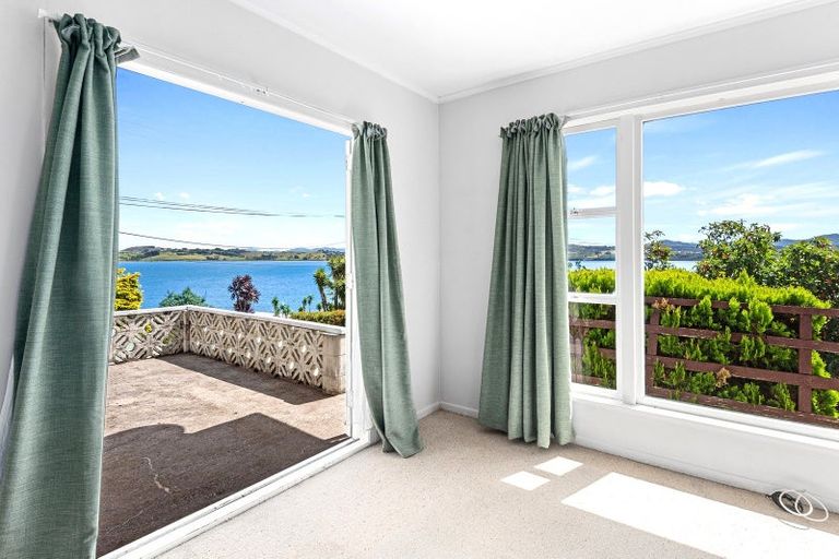 Photo of property in 2 Munro Street, Onerahi, Whangarei, 0110