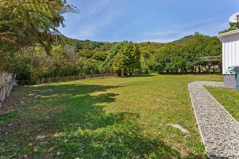 Photo of property in 51 Wilkie Crescent, Naenae, Lower Hutt, 5011