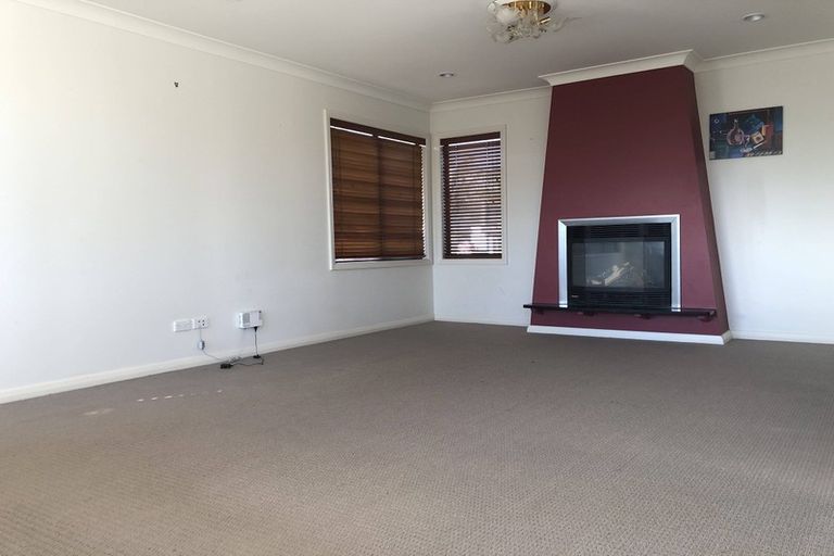 Photo of property in 34 Sea Spray Drive, Bucklands Beach, Auckland, 2012