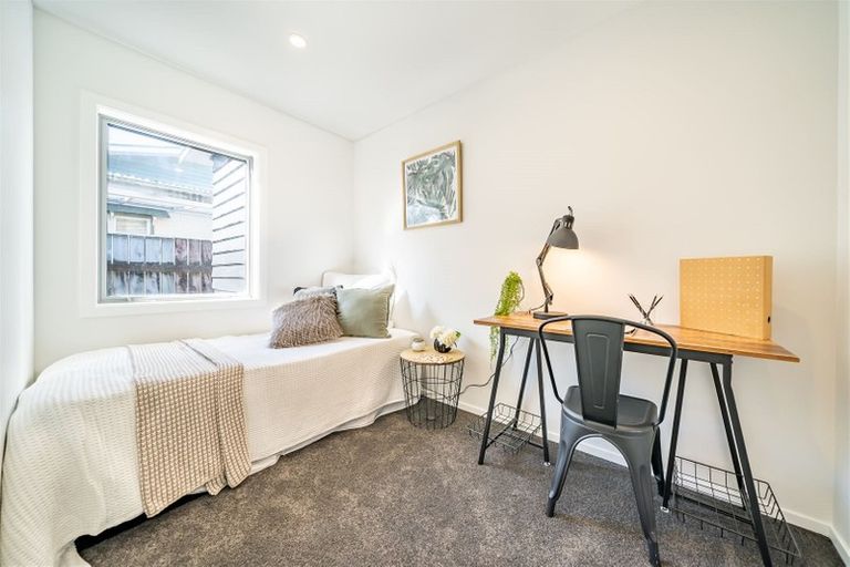 Photo of property in 75c Ward Street, Wallaceville, Upper Hutt, 5018