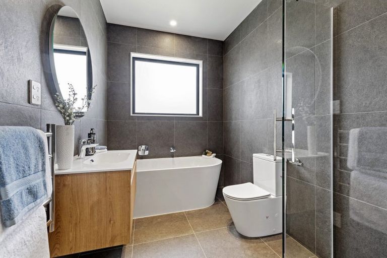 Photo of property in 3 Kiokio Place, Swanson, Auckland, 0614