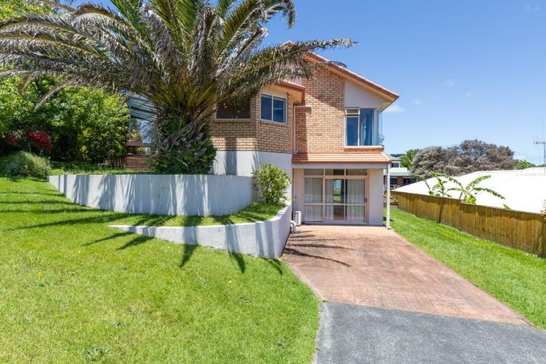 Photo of property in 3 Tironui Terrace, Western Heights, Hamilton, 3200
