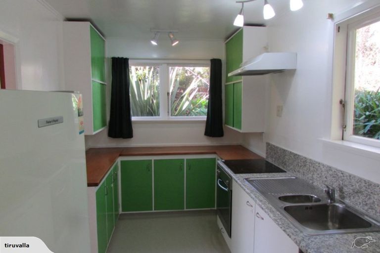 Photo of property in 22 Chester Road, Tawa, Wellington, 5028