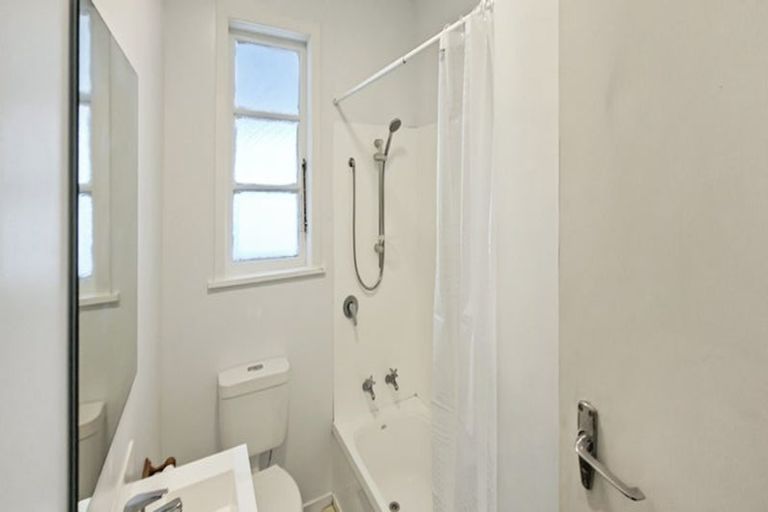 Photo of property in 47 Kirk Street, Otaki, 5512