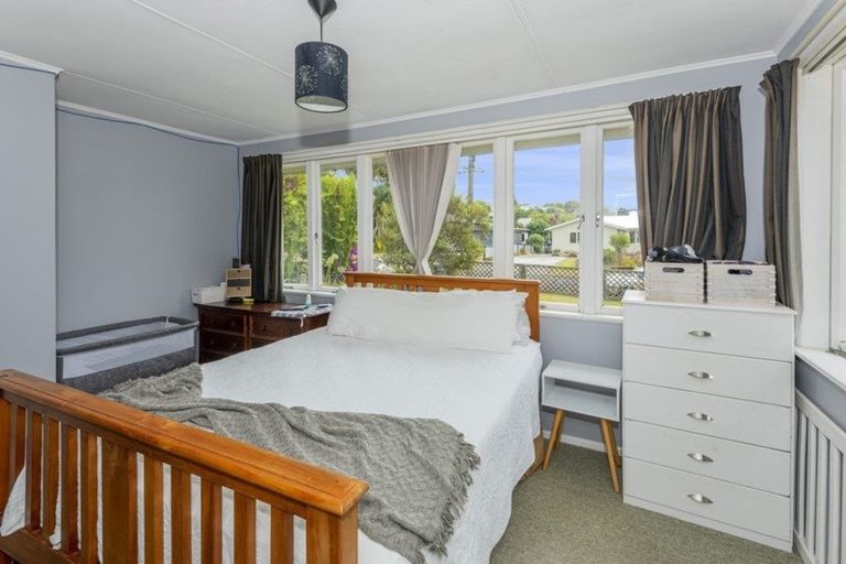 Photo of property in 9 Tuatara Drive, Te Kamo, Whangarei, 0112