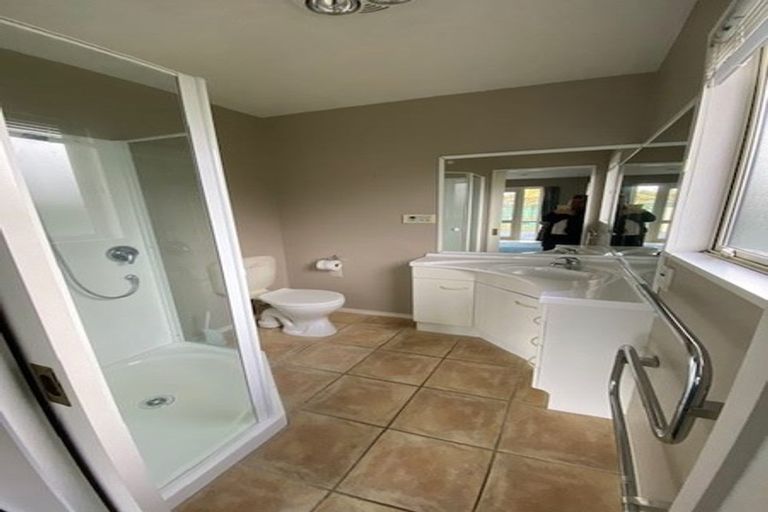 Photo of property in 169a Memorial Avenue, Burnside, Christchurch, 8053