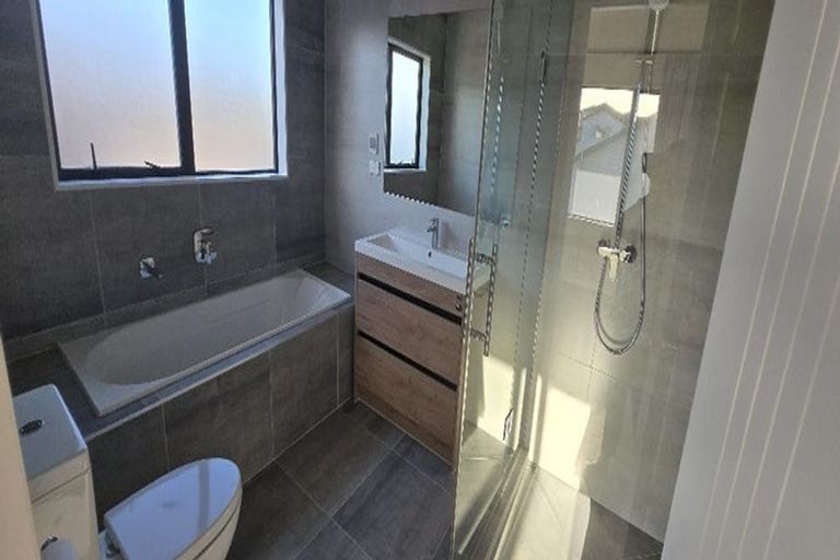 Photo of property in 13 Johns Creek Crescent, Silverdale, 0932