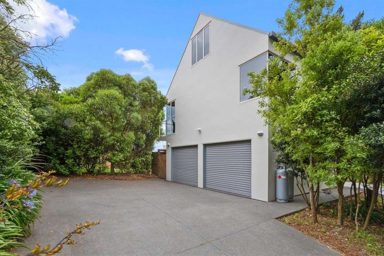 Photo of property in 200 Panorama Road, Clifton, Christchurch, 8081