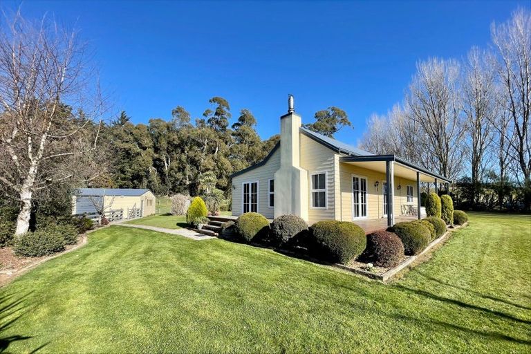 Photo of property in 693 Pleasant Point Highway, Levels, Timaru, 7975