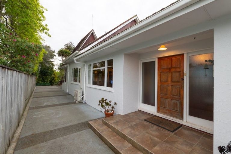 Photo of property in 4 Seaton Court, Hokowhitu, Palmerston North, 4410