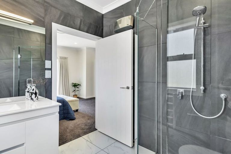 Photo of property in 2 Drovers Way, Frimley, Hastings, 4120