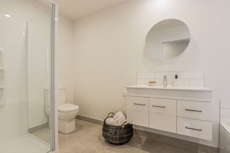 Photo of property in 3 Mirek Street, Waikanae, 5036