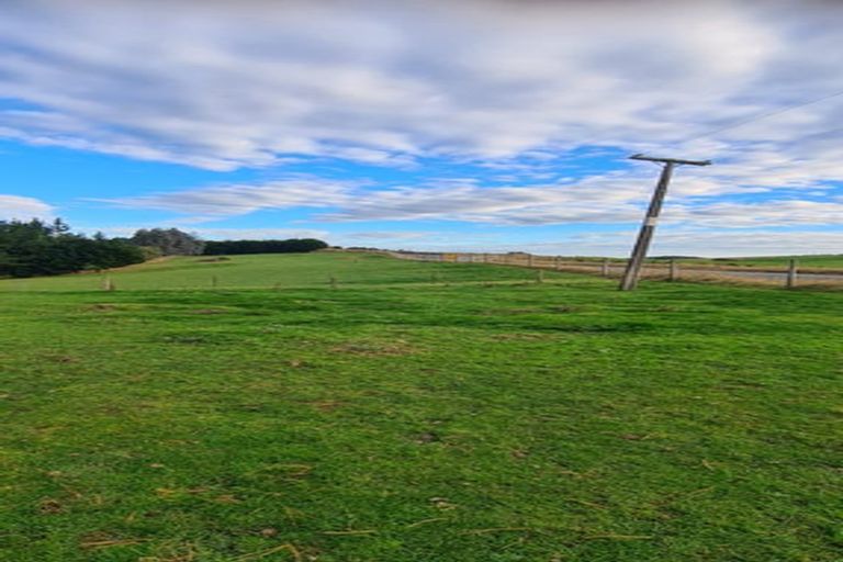 Photo of property in 153 Romahapa Road, Romahapa, Balclutha, 9271