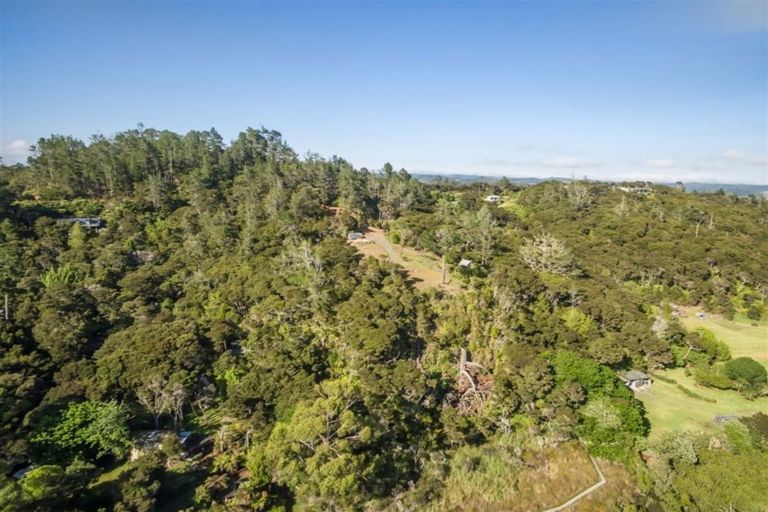 Photo of property in 24 Te Wahapu, Russell, 0272