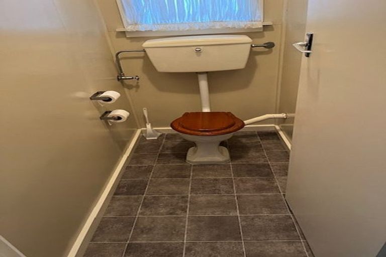 Photo of property in 2/8 Hatton Street, West End, Timaru, 7910