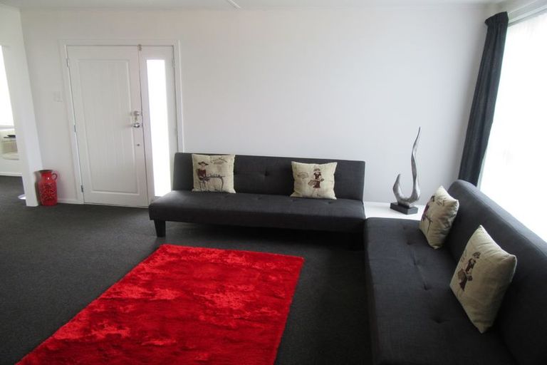 Photo of property in 4 Timaru Road, Waimate, 7924