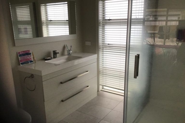 Photo of property in 33 Lynley Park Drive, Omokoroa, 3114