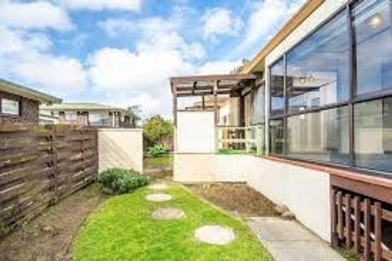 Photo of property in 44 Golf Road, Mount Maunganui, 3116