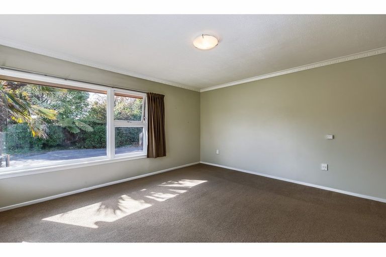 Photo of property in 174 Centaurus Road, Saint Martins, Christchurch, 8022