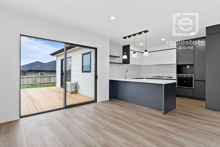 Photo of property in 4 Parton Road, Pukekohe, 2120