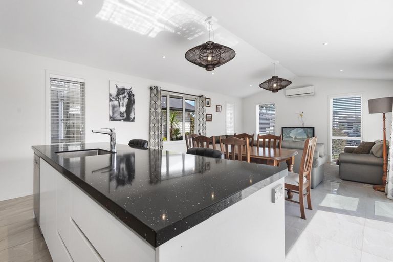 Photo of property in 16 O'sullivan Drive, Matamata, 3400