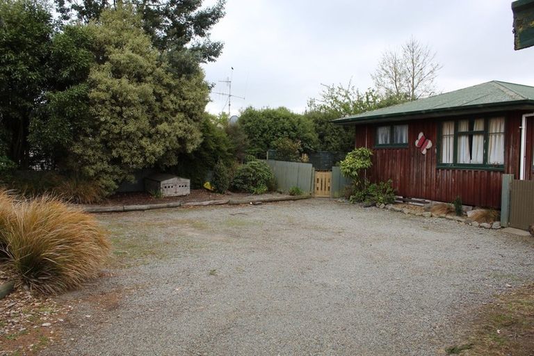 Photo of property in 8 Lennox Street, Winchester, 7985